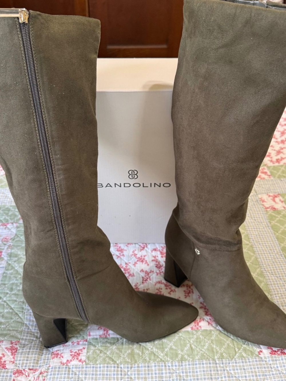 New Bandolino Kyla Boot, Dark Green Suede, Sz 9.5